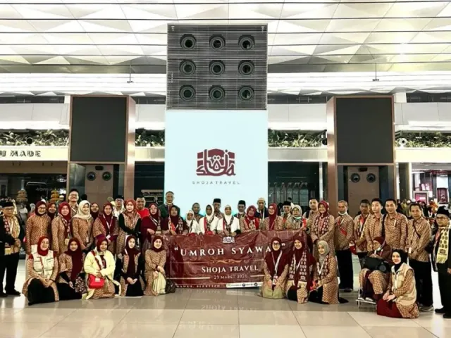Momen perjalanan umroh jamaah Shoja Travel (10)